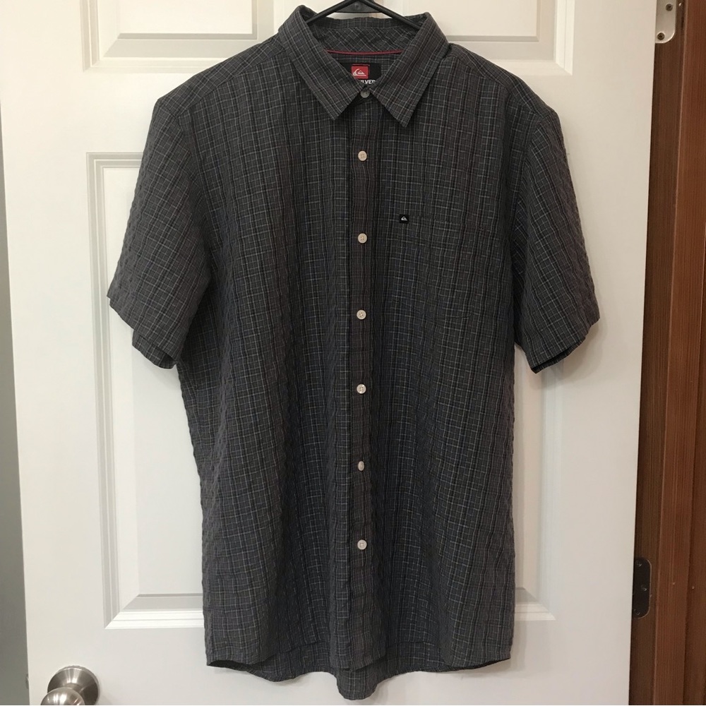 Quiksilver Button Up Short Sleeve Shirt Large L Dark Grey